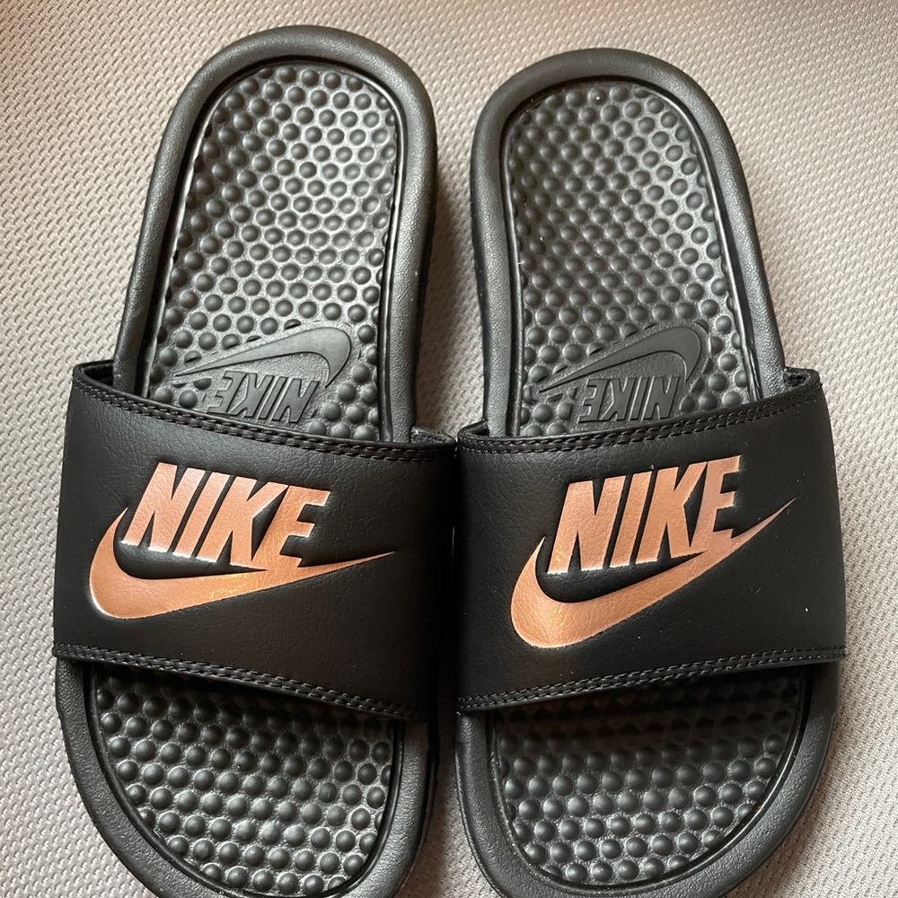 Nike Sliders!